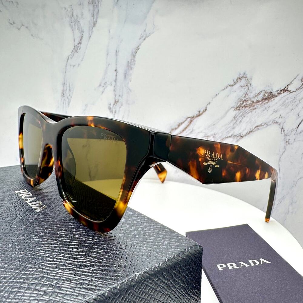 New PRADA Sunglasses - Picture 4 of 16